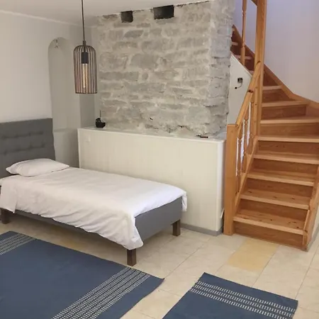 Kalamaja 5 Min Walk To Old Town, Free Parking Apartment